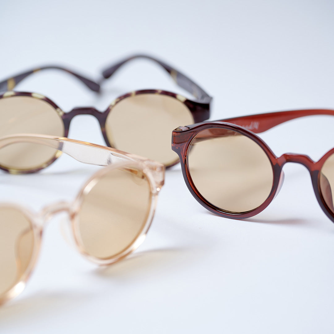 クラシカルなムードを纏う、秋のボストンフレーム。 – jugaad14